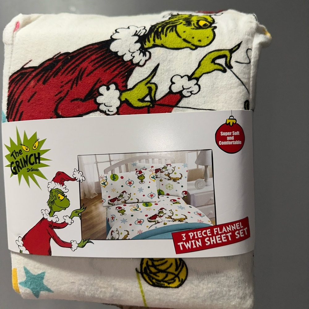 The Grinch Twin Size Flannel Sheets